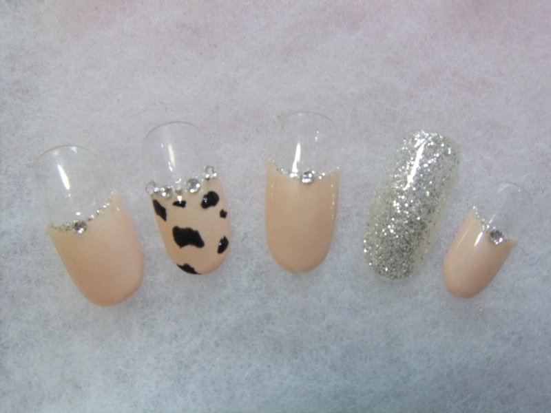 ネイルサロン 『LIBERTY(リバティ)』 東京/恵比寿☆1級ネイリストのこだわりサロン